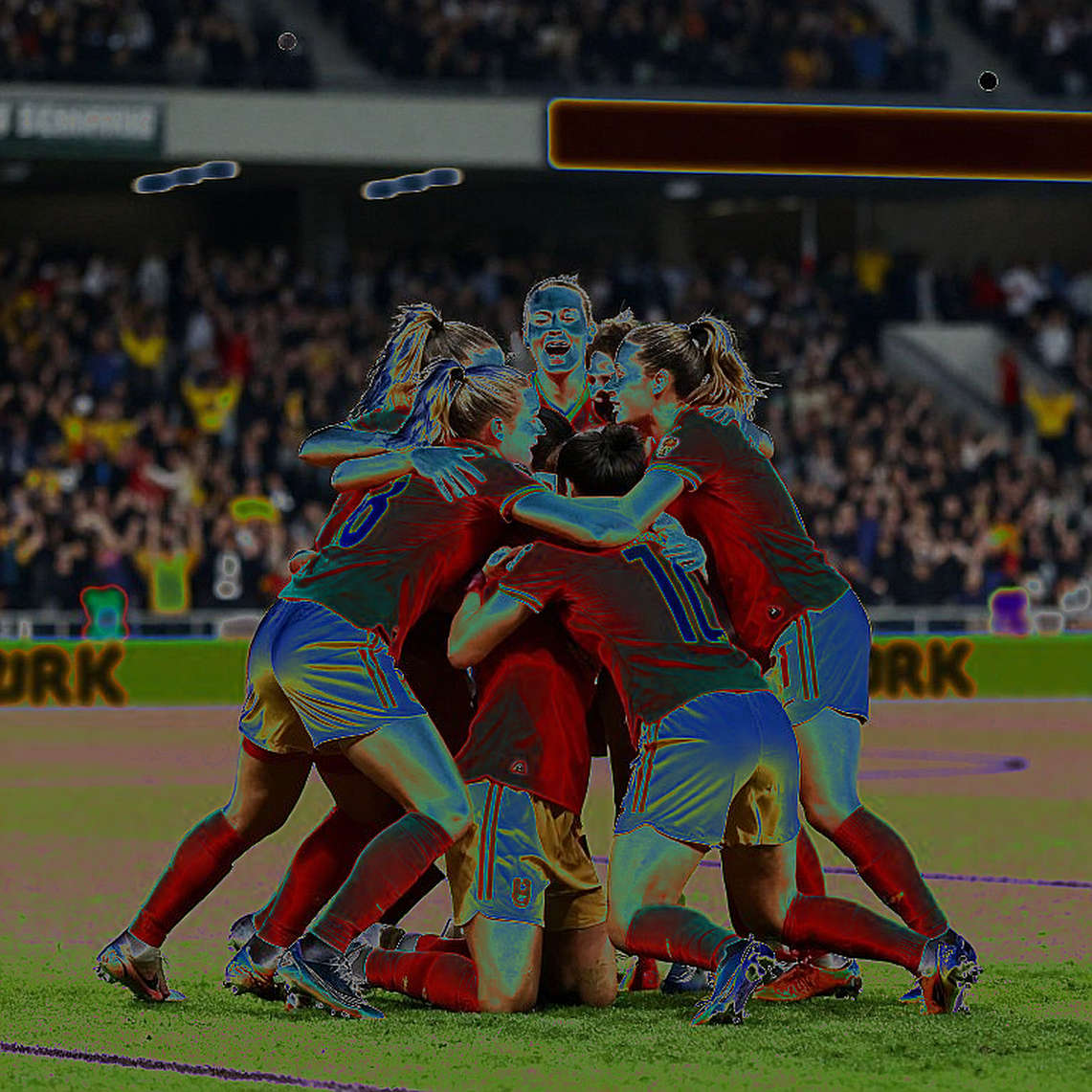 Spain's Lead Widens, Top Nine Stand Still: Only the Edges of the Table Moved